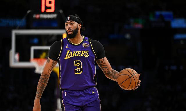 爱游戏登录入口关于詹姆斯在湖人比赛中出色防守，逆转引发热议！的信息