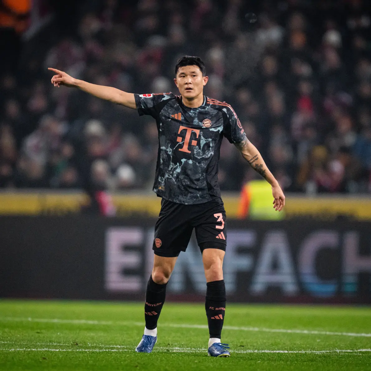 AYX爱游戏正版APP今夜意甲焦点战;门兴格拉德巴赫主帅复盘;气氛紧张;阵容厚度经受考验的简单介绍